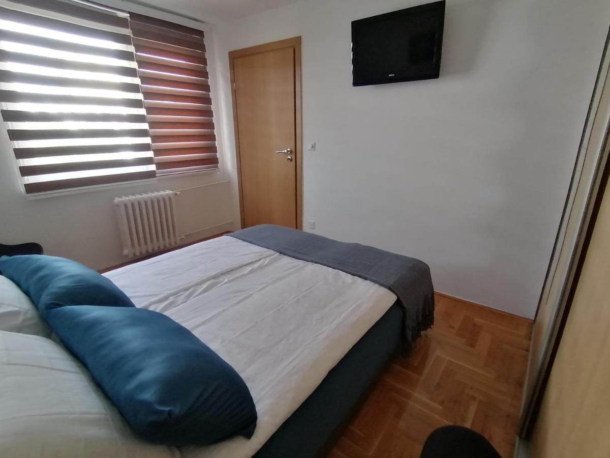 Apartman Relax - Free Public Parking Сараєво Екстер'єр фото