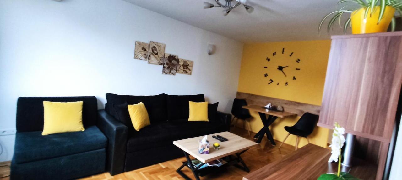 Apartman Relax - Free Public Parking Сараєво Екстер'єр фото